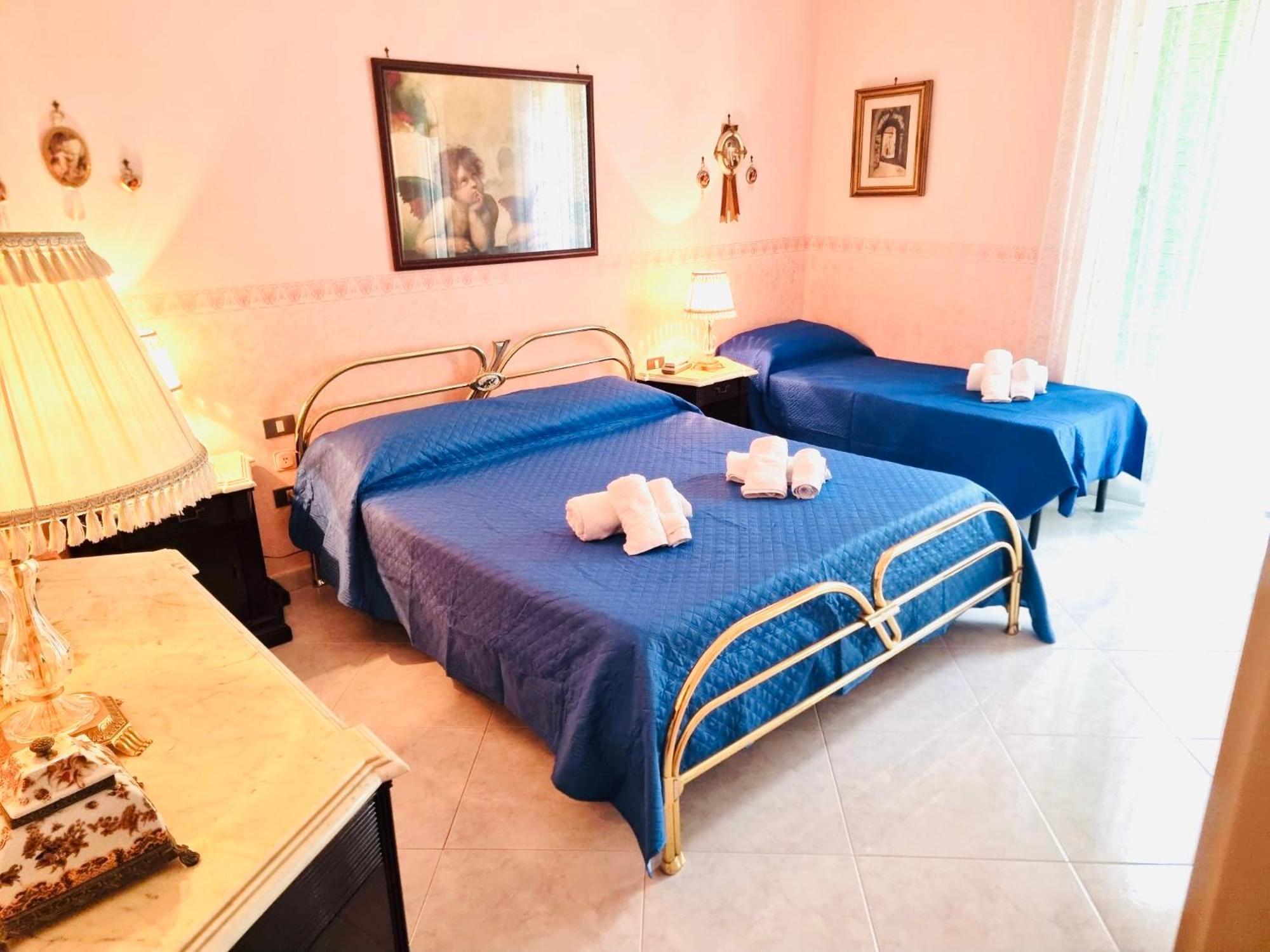 Colasante House Молфета Екстериор снимка